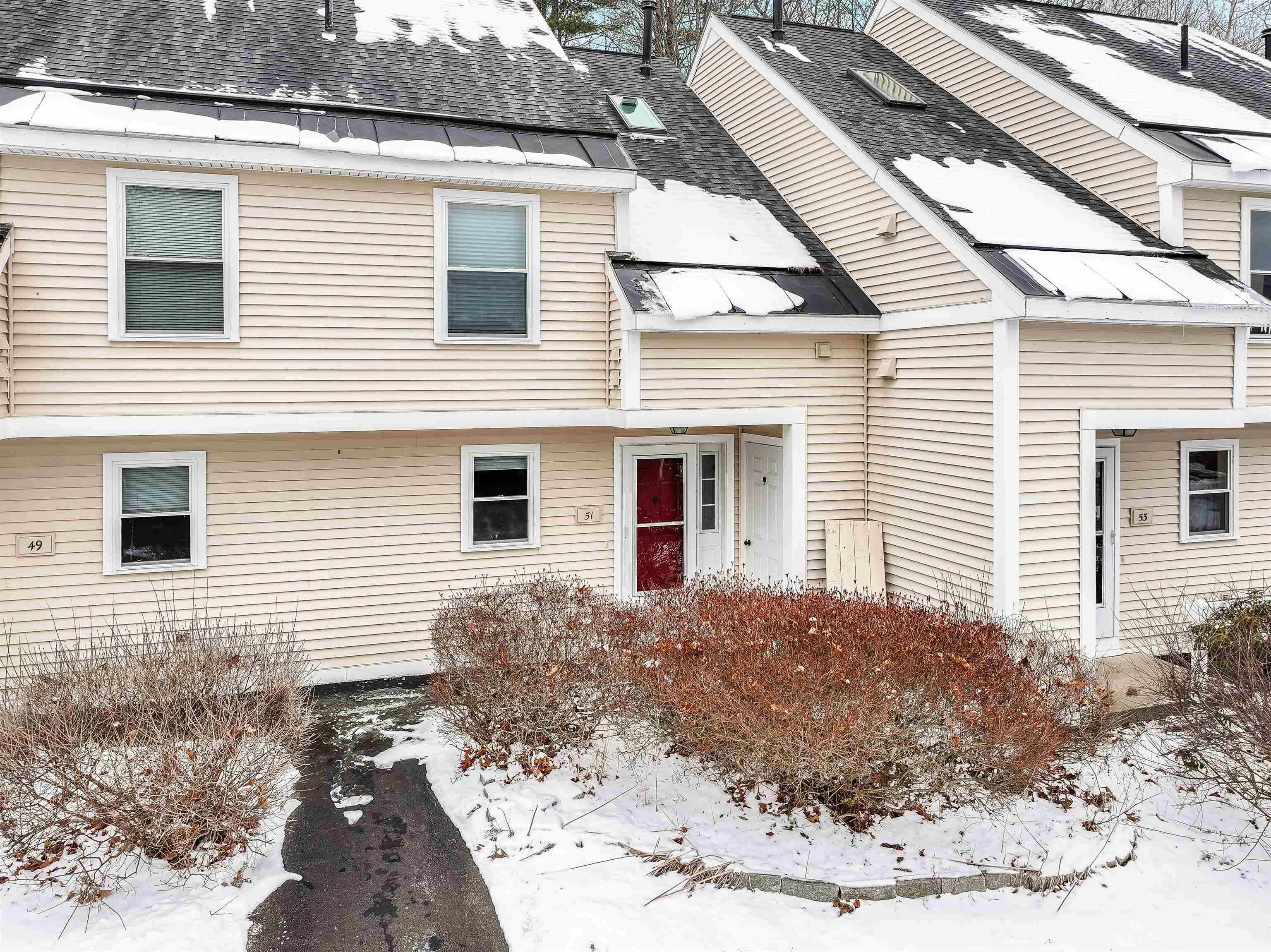 Property Photo:  51 Bluffs Drive  NH 03303 