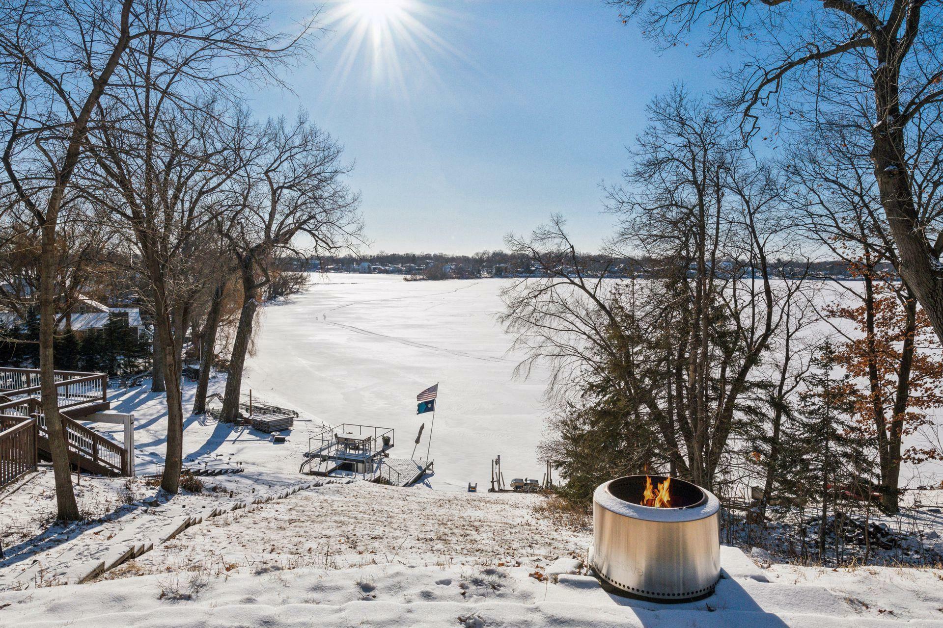 Property Photo:  4695 North Shore Drive  MN 55364 