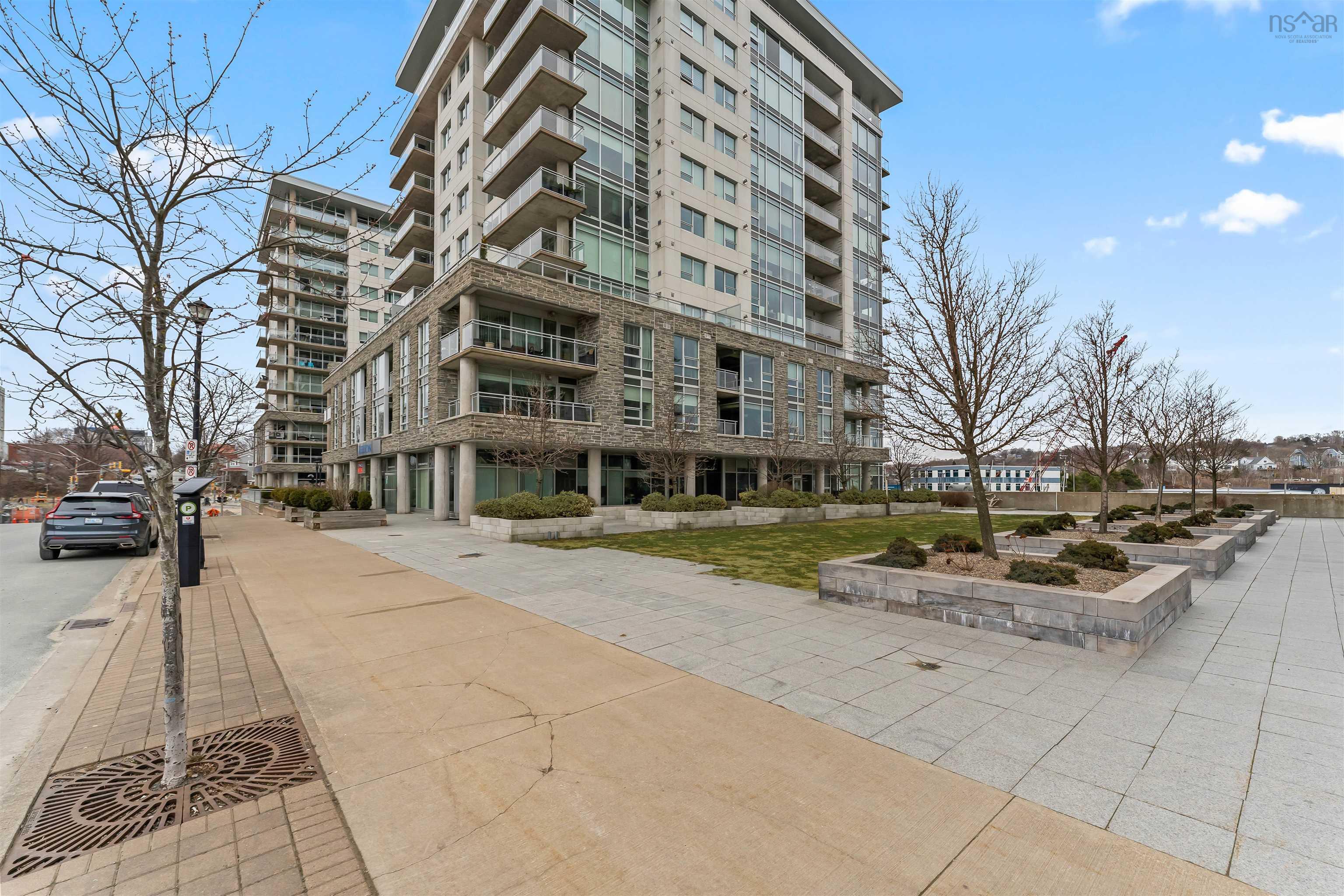 Property Photo: 31 Kings Wharf Place 1003 NS B2Y 0C1