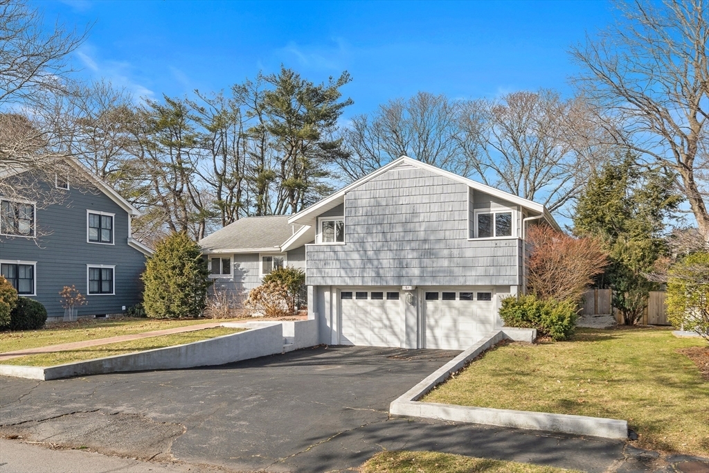 Property Photo:  61 Hoitt Rd  MA 02478 