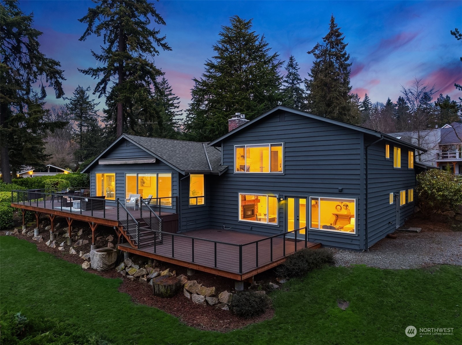 Property Photo:  8415 SE 47th Street  WA 98040 