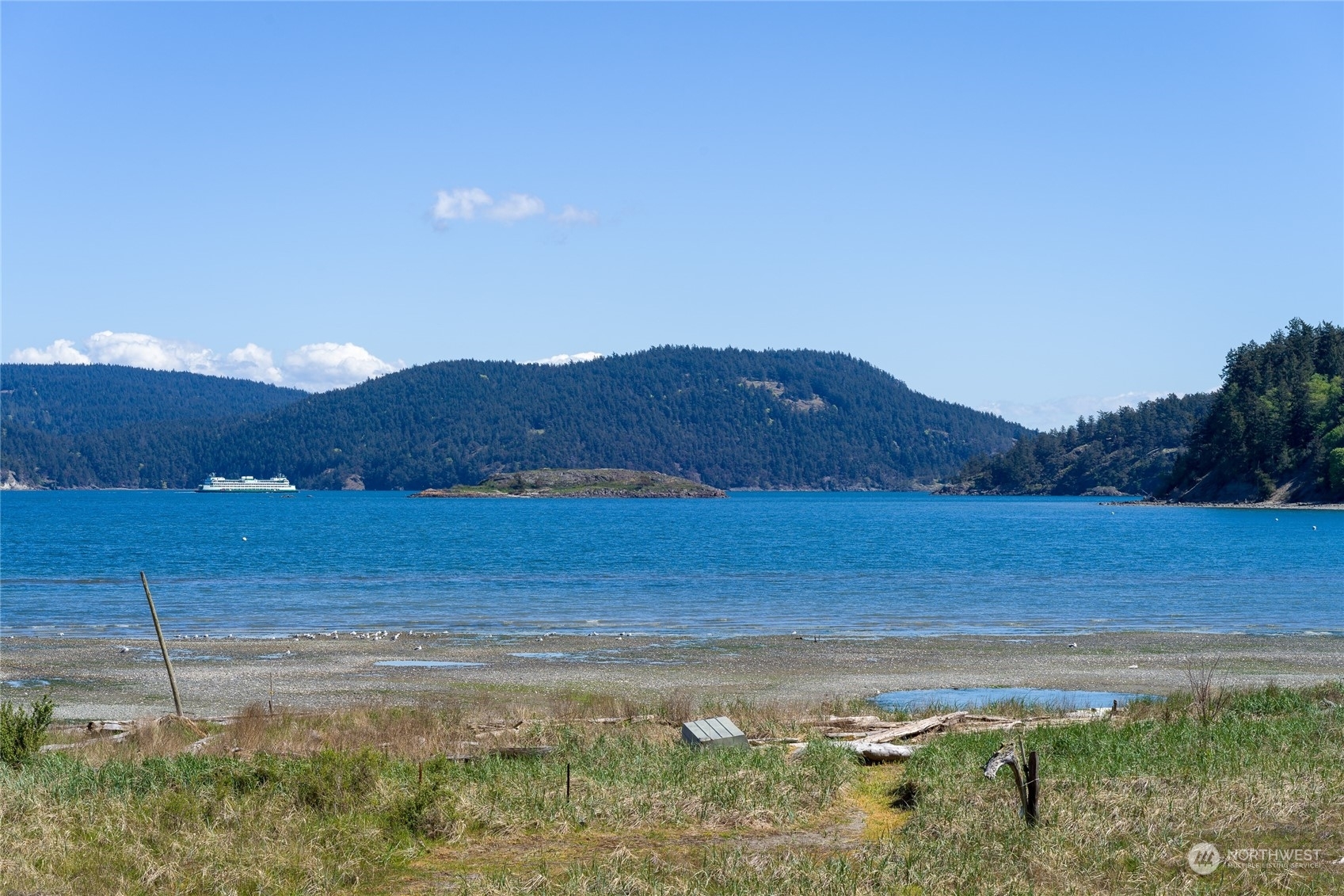 Property Photo:  1319  Port Stanley  WA 98261 