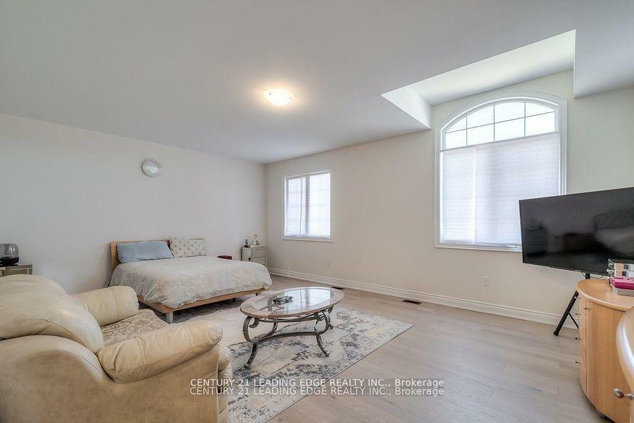 Property Photo: 77 Terravista Crescent ON L4H 5K3