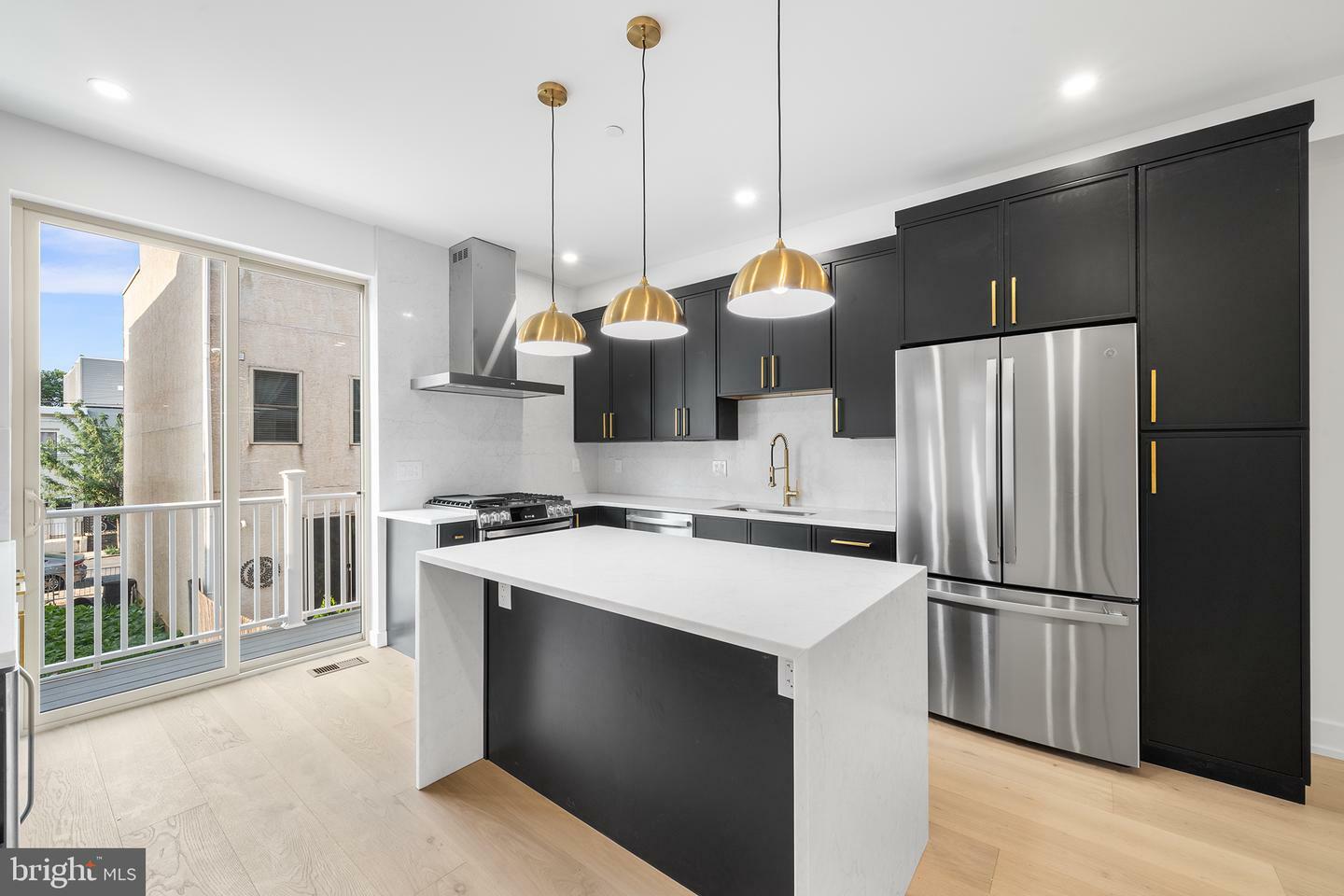 2330 Alter Street  Philadelphia PA 19146 photo
