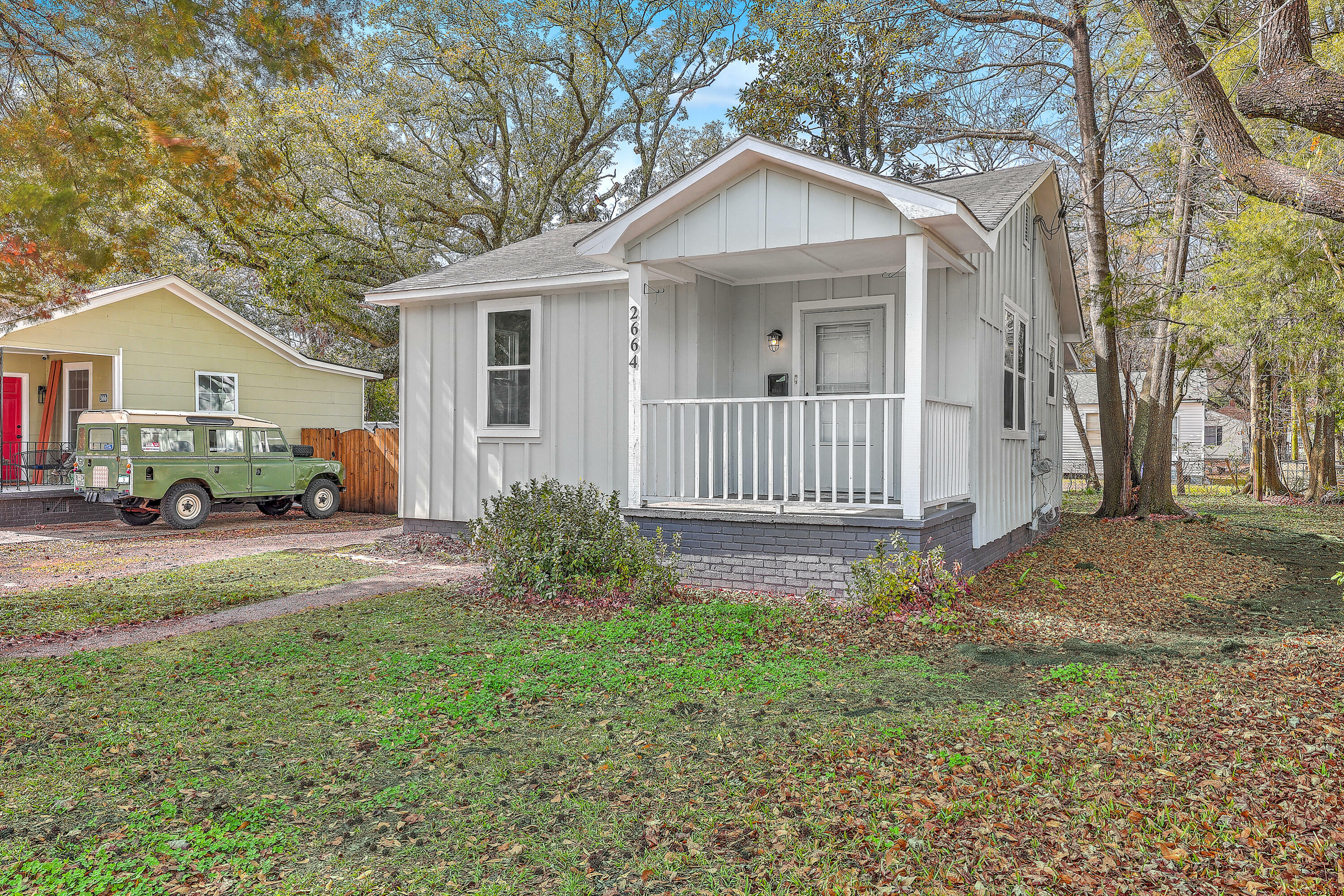 Property Photo:  2664 Hull Street  SC 29405 