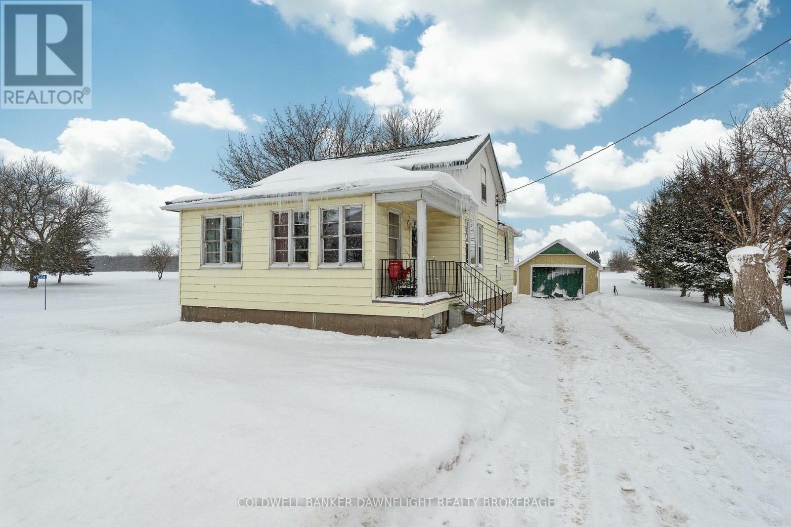 Property Photo:  41574 Kirkton Road  ON N0K 2A0 