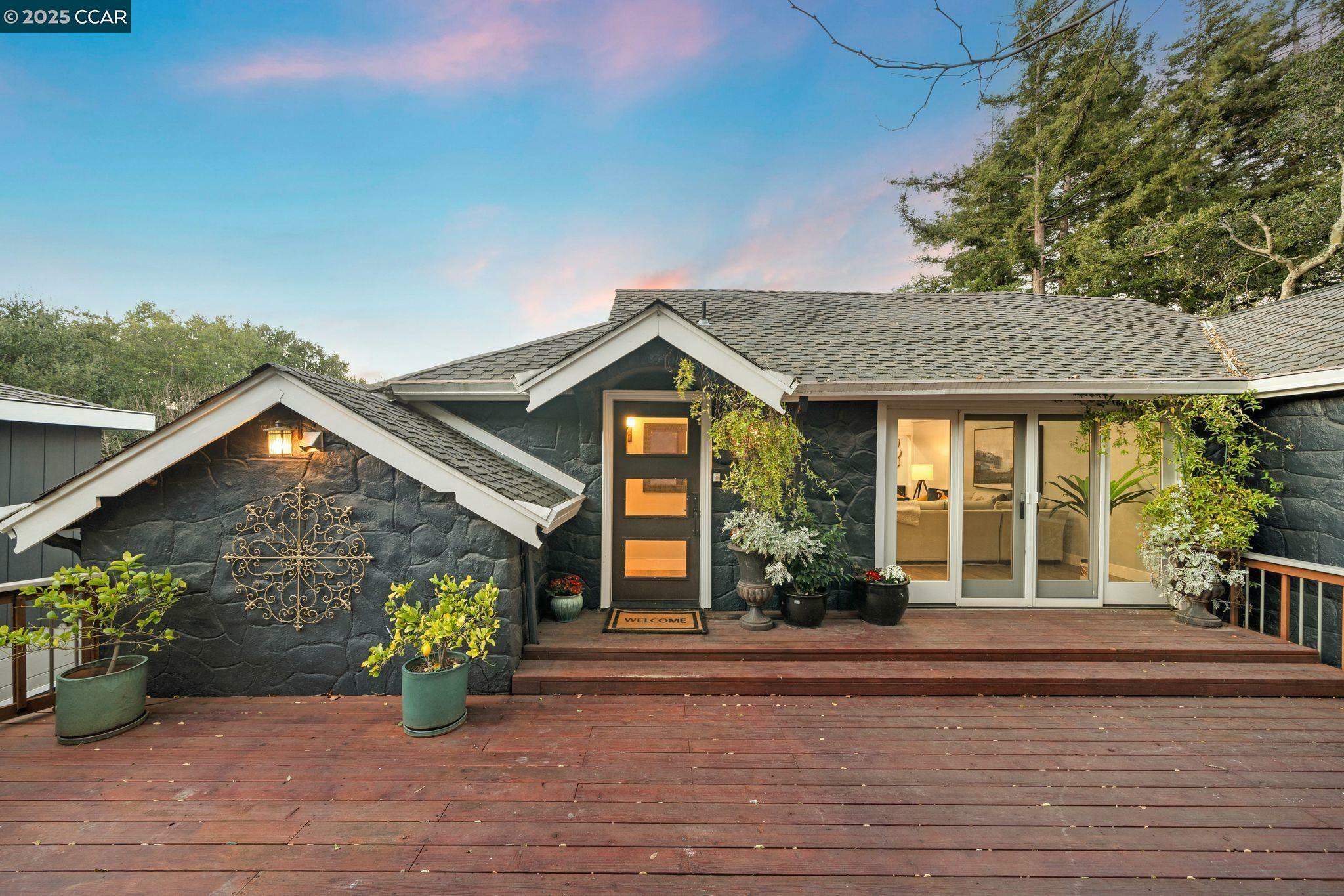 Property Photo:  29 Longridge Rd  CA 94563 