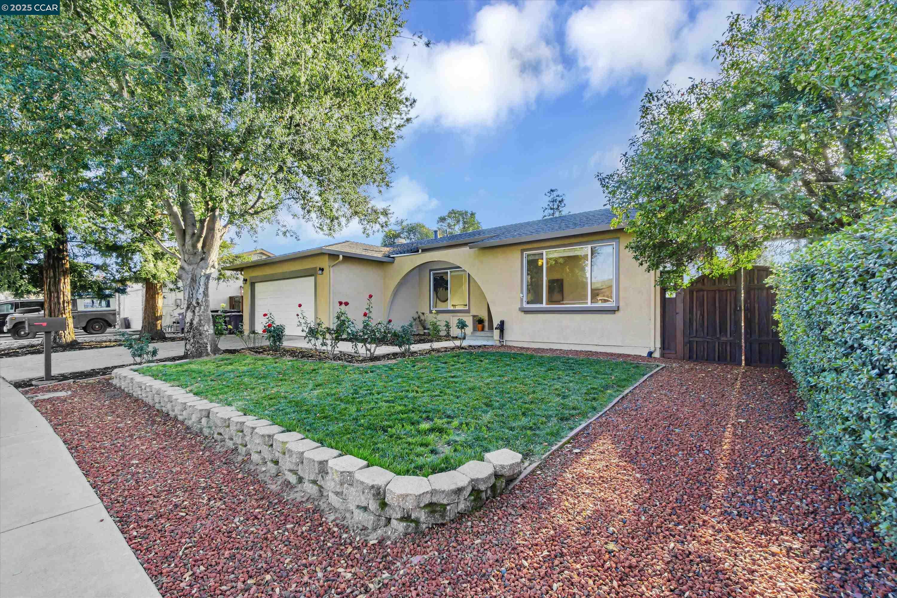 Property Photo:  1831 Elkwood Dr  CA 94519 