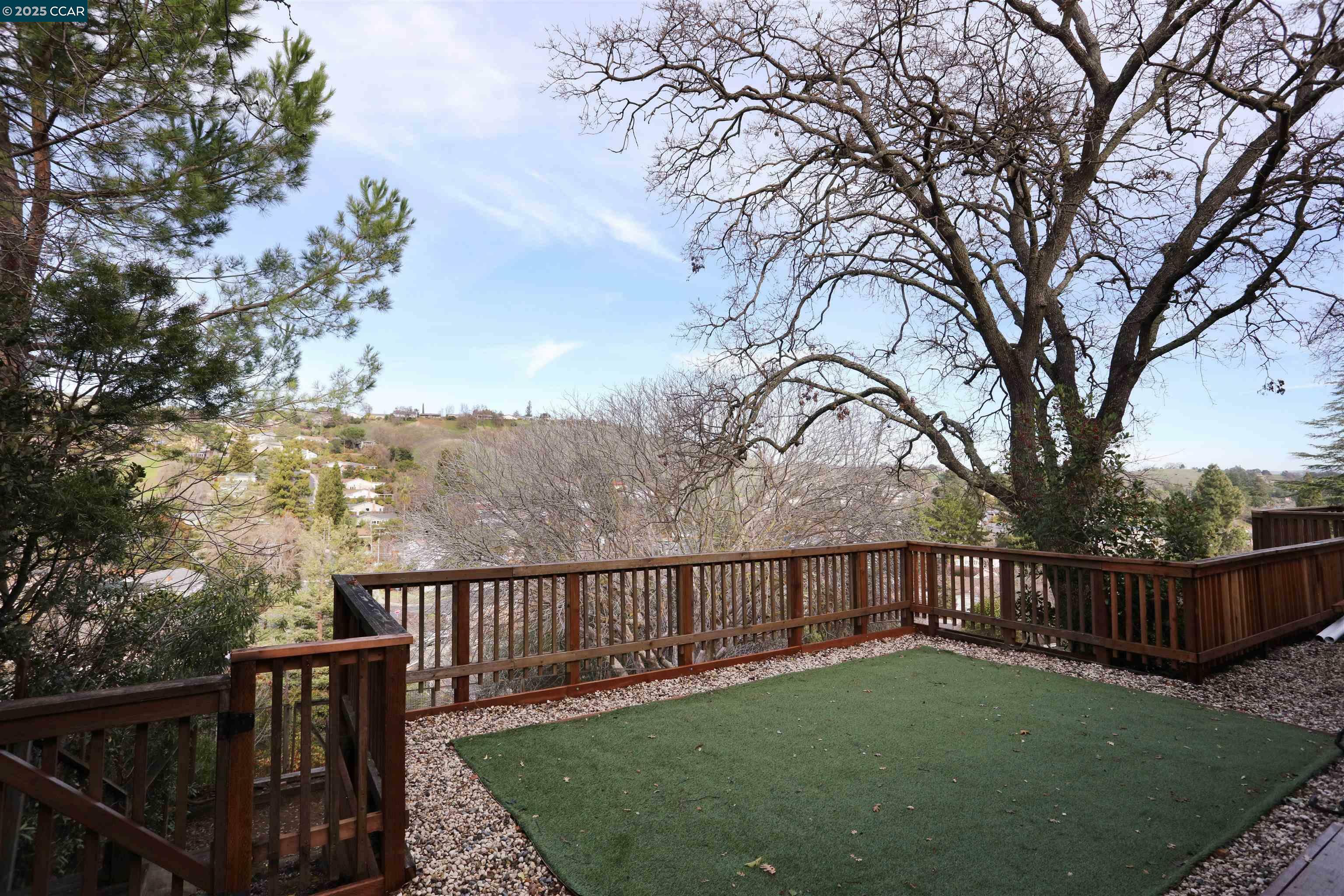 Property Photo:  623 Laird Ln  CA 94549 