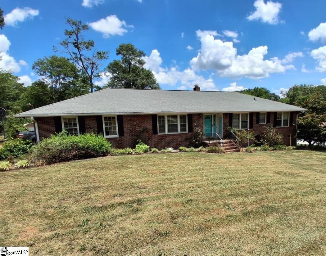 Property Photo:  109 Pine Tree Lane  SC 29625 