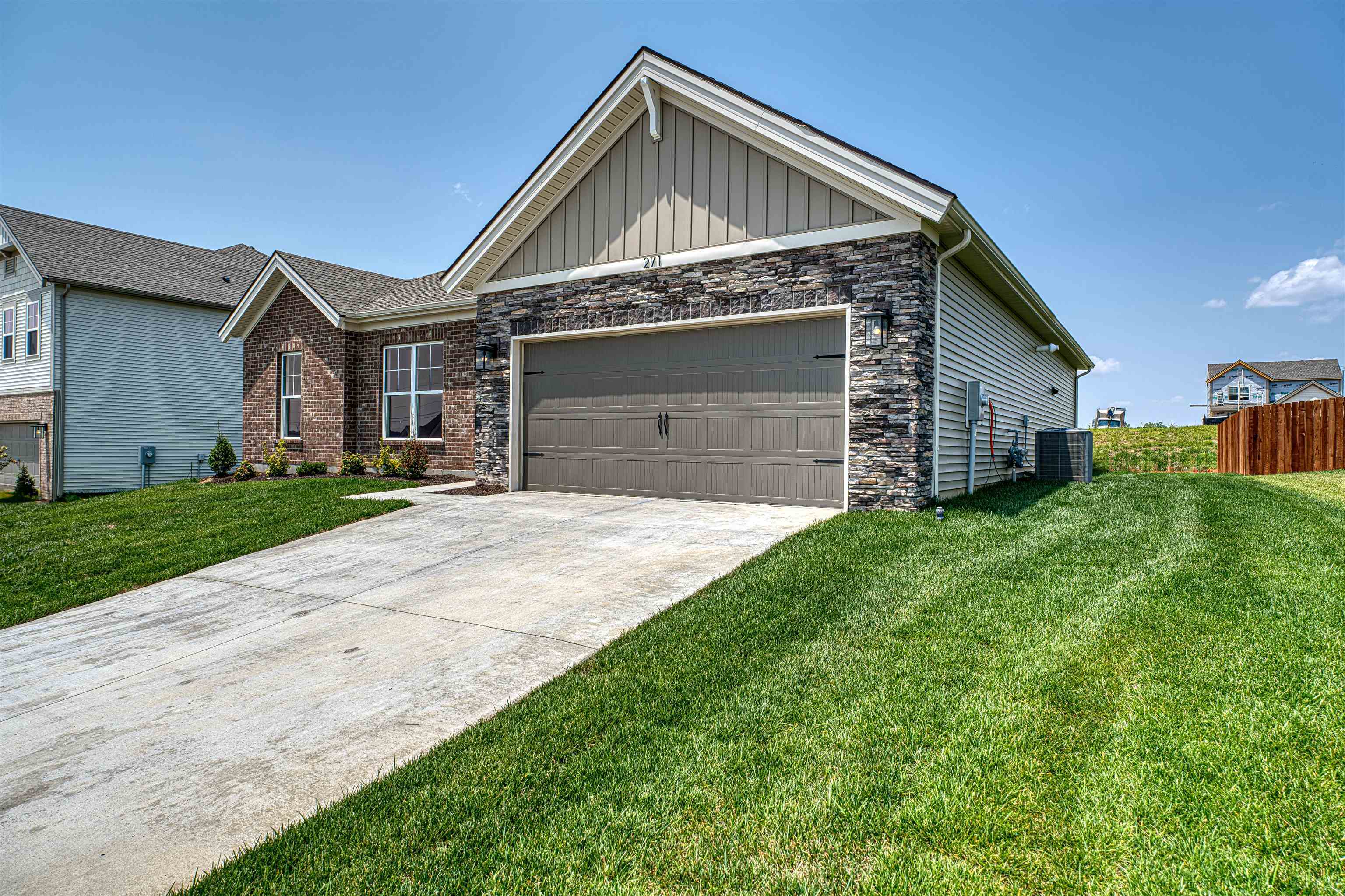 Property Photo: 271 S Bentley Dr KY 42420