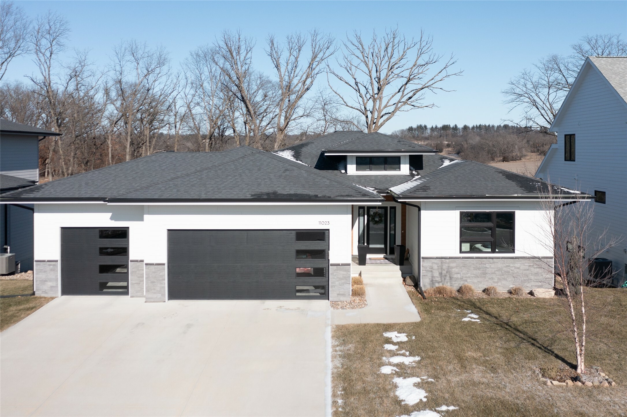 Property Photo: 11023 Brookdale Drive IA 50266