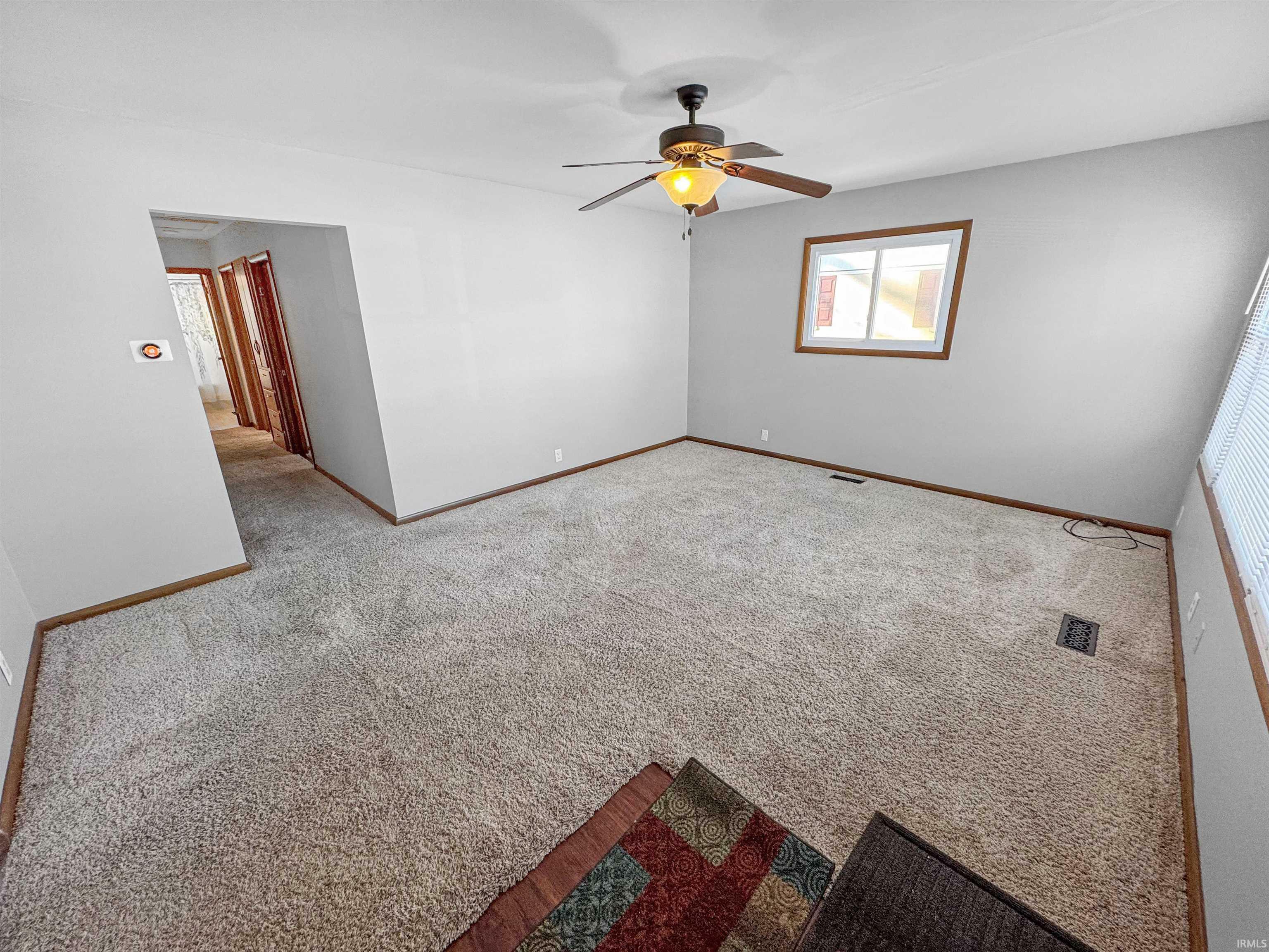 Property Photo:  2027 Mahrendale Avenue  IN 47714 