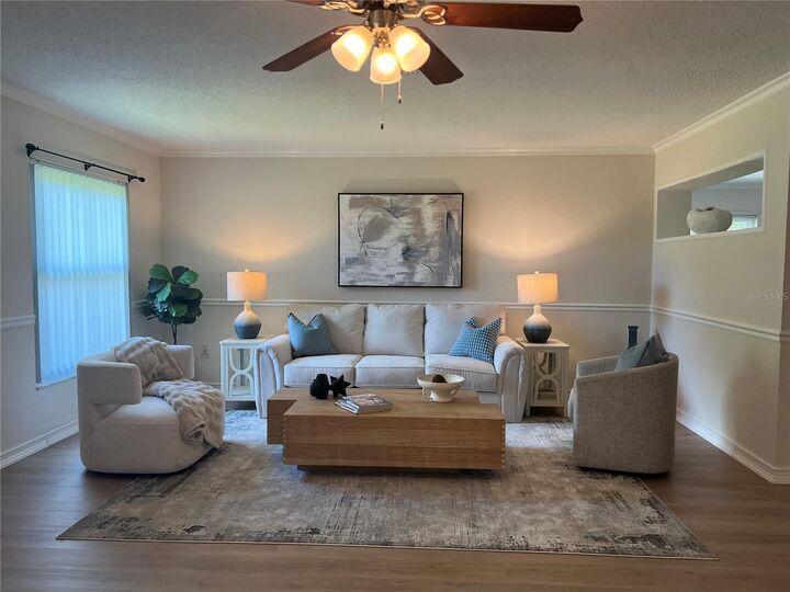 Property Photo:  7213 Las Casas Drive  FL 34243 
