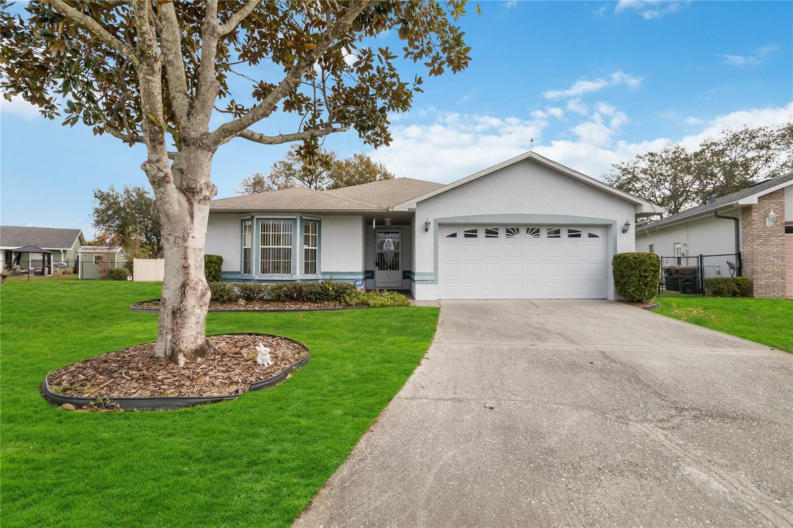 Property Photo: 1403 Sean Court FL 34772