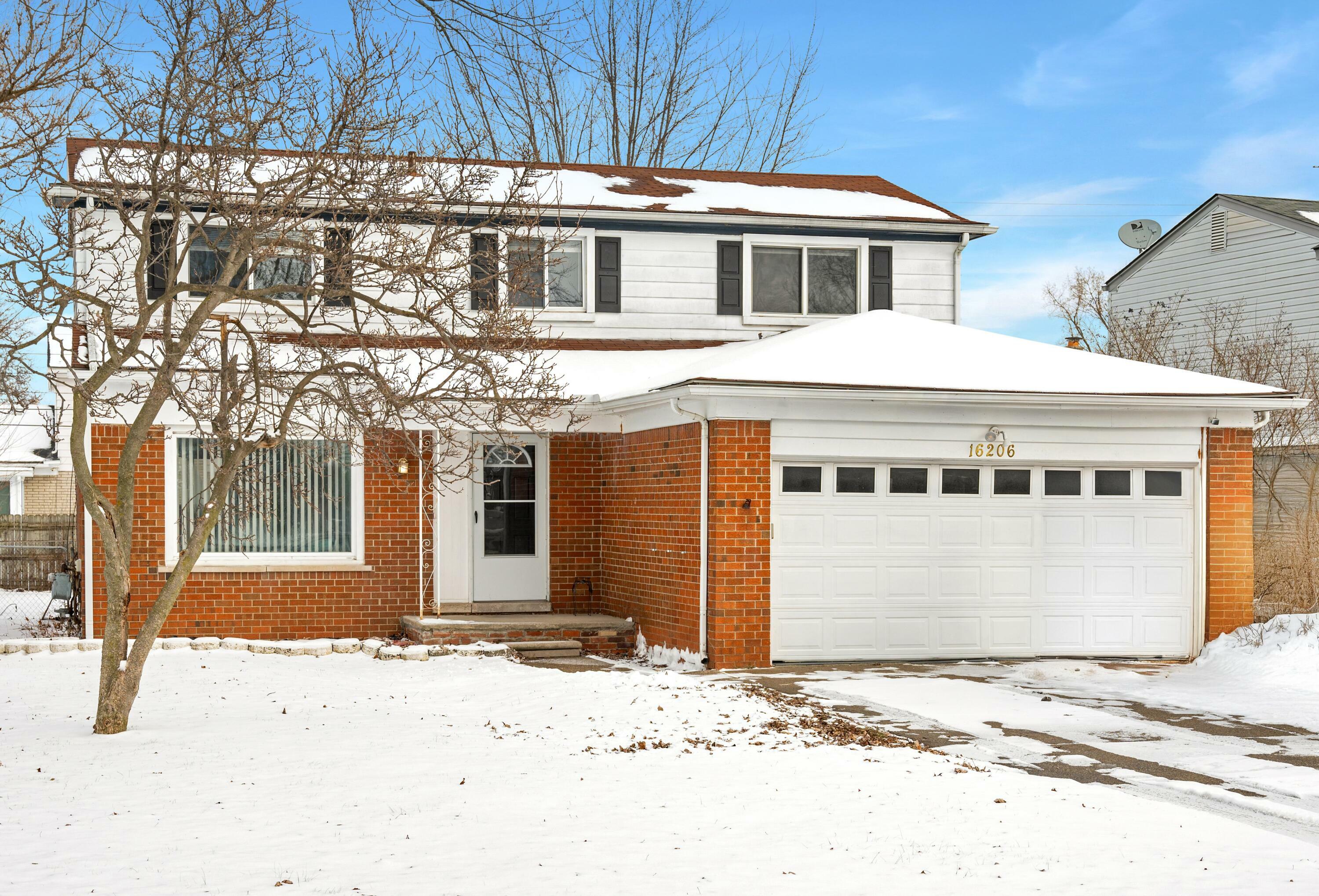 Property Photo:  16206 Fairfax Street  MI 48075 