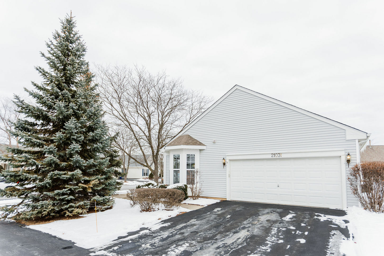 Property Photo:  21031 W Aspen Lane  IL 60544 