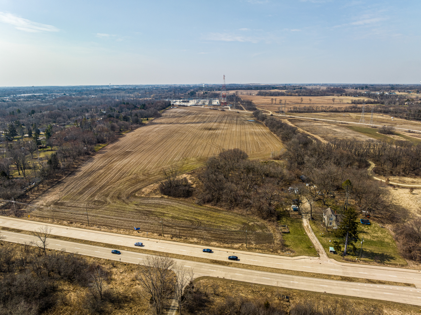 Property Photo:  31132-31140 N Milwaukee Avenue  IL 60048 