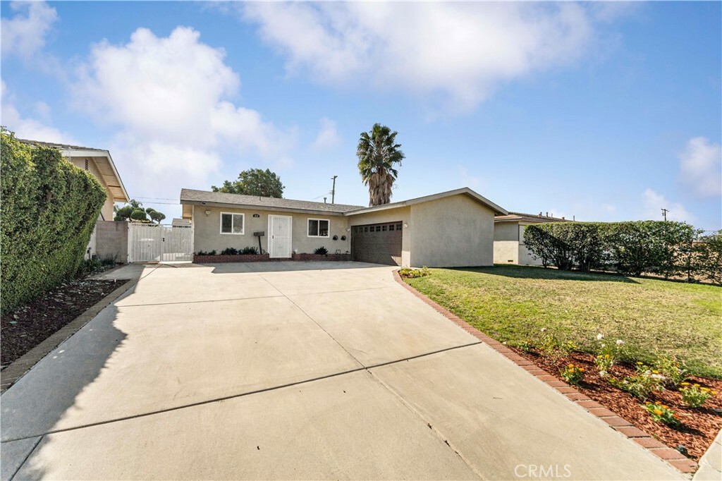 838 W Woodcroft Avenue  Glendora CA 91740 photo