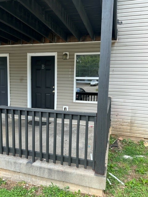 Property Photo: 2854 Cobalt Dr C TN 37040