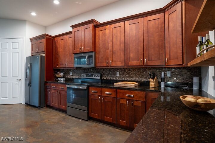 1561 Lynwood Avenue  Fort Myers FL 33901 photo