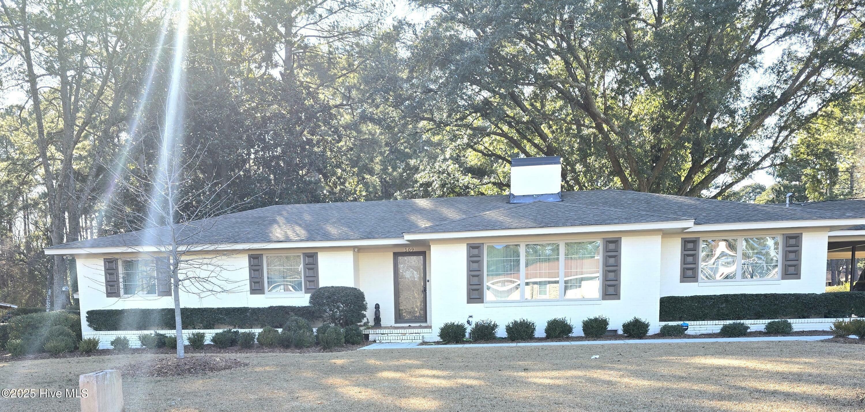 Property Photo:  509 W Nash Street  NC 27822 