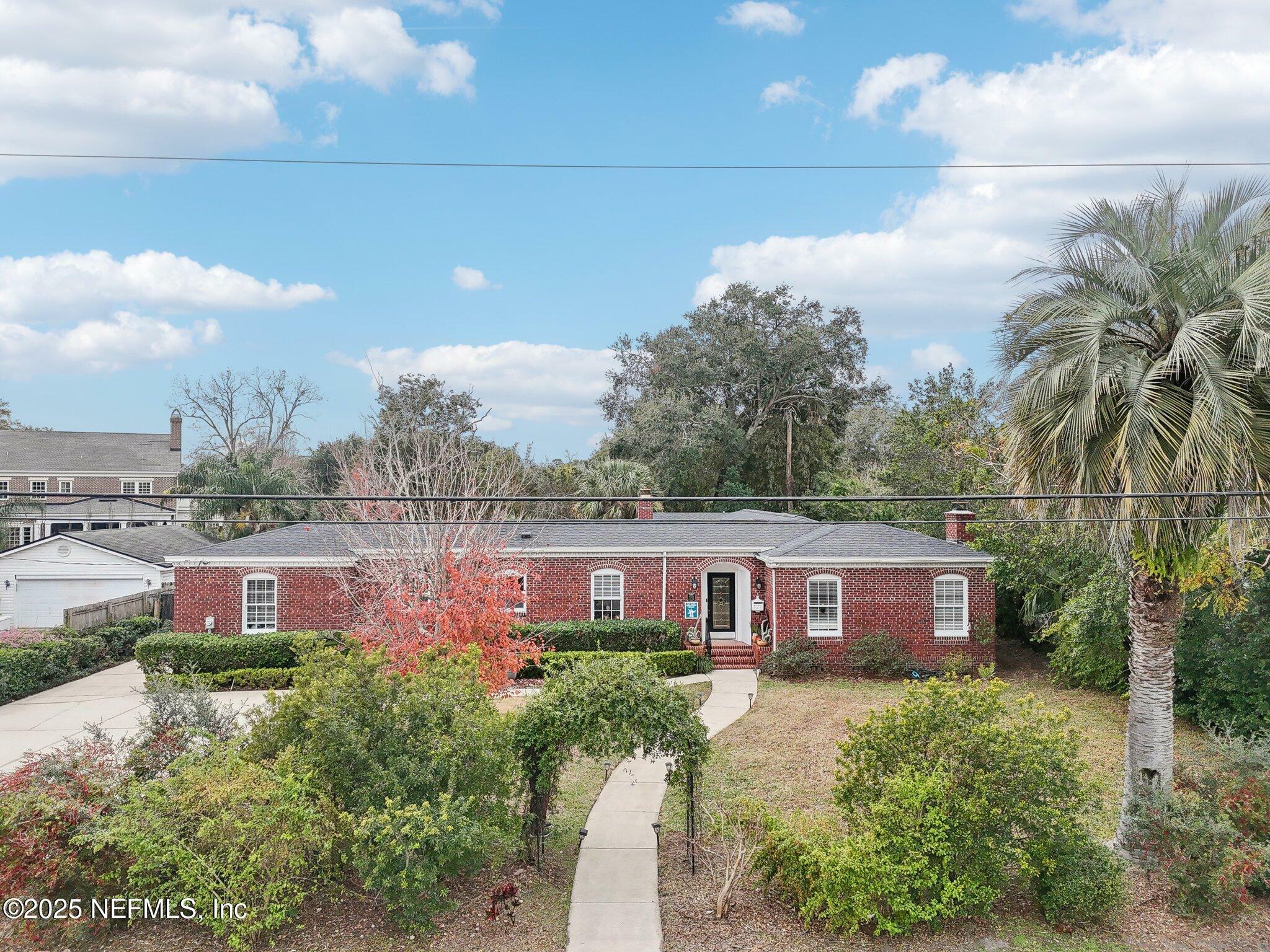 Property Photo:  2512 Hendricks Avenue  FL 32207 