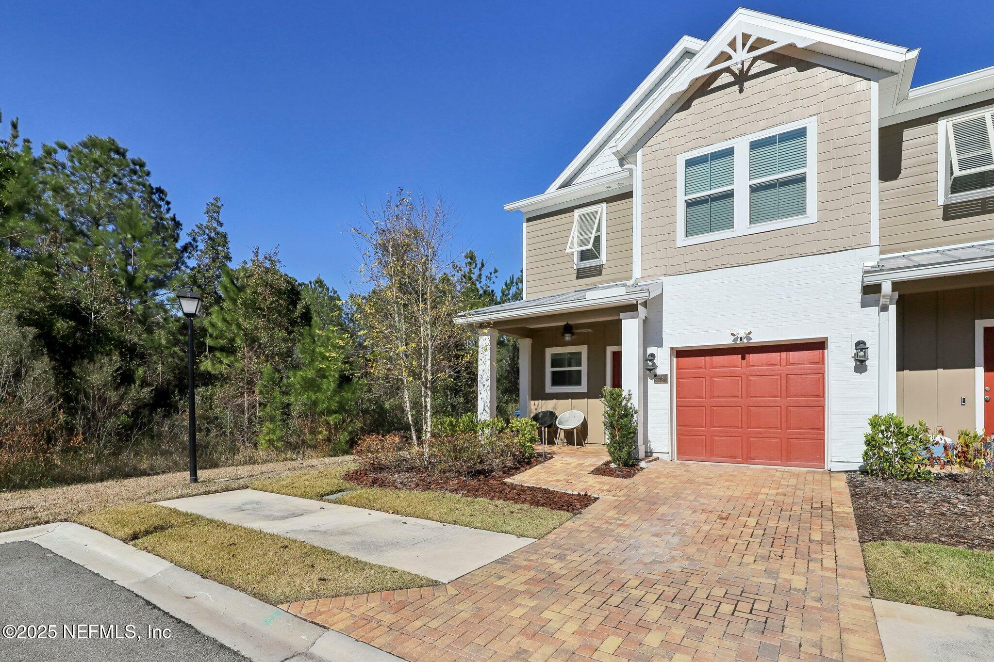 Property Photo:  72 Viceroy Court  FL 32092 