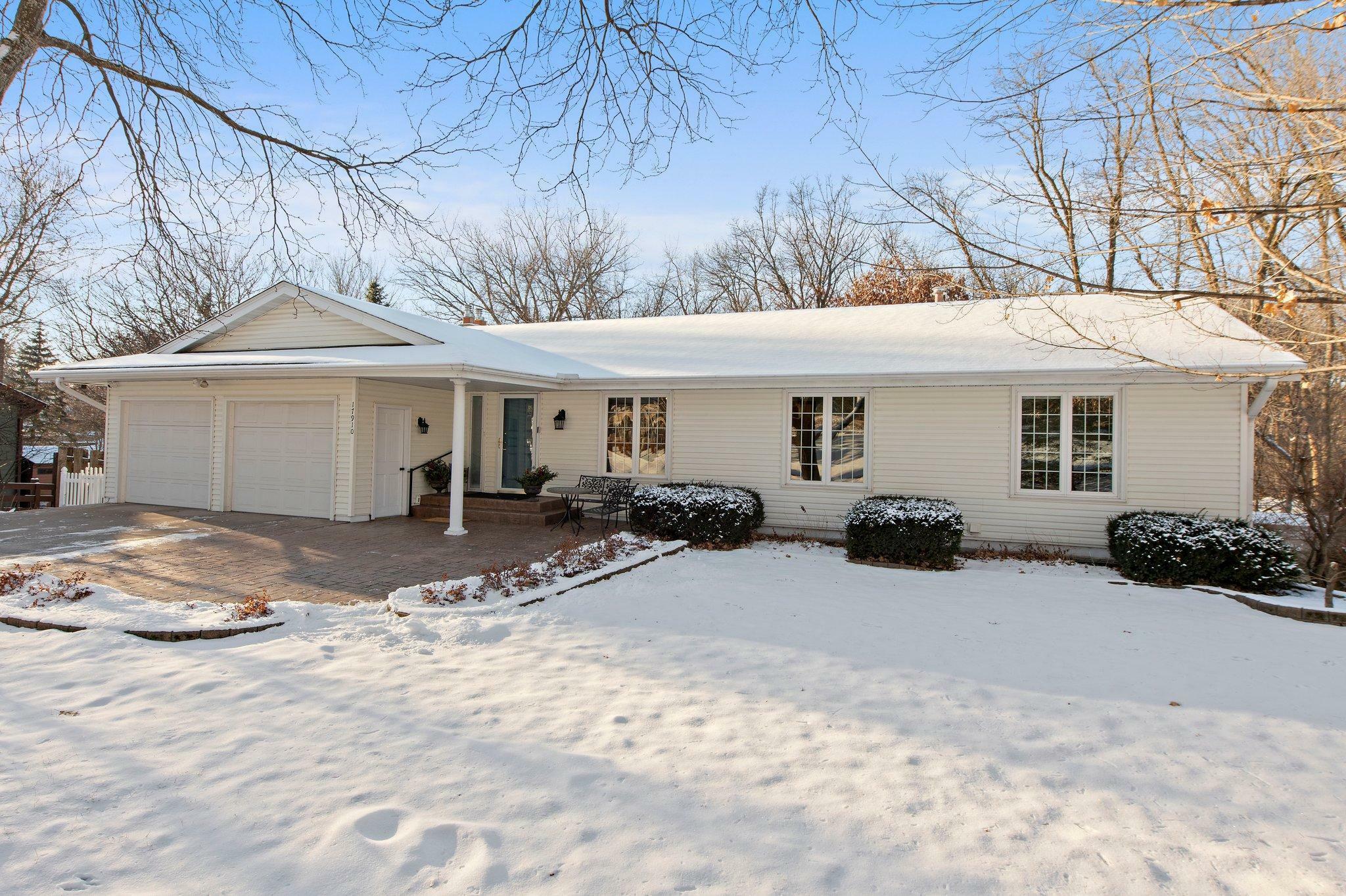 Property Photo:  17910 24th Avenue N  MN 55447 