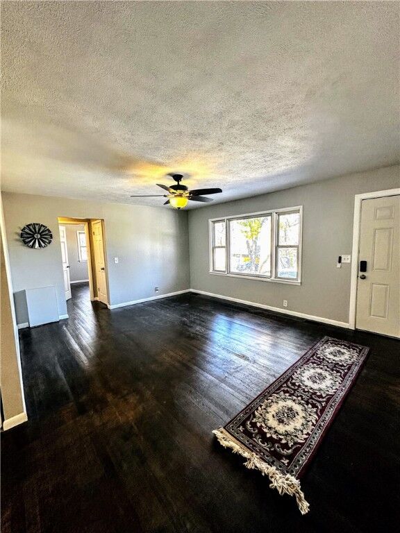 Property Photo: 702 Beverly Drive AR 72601
