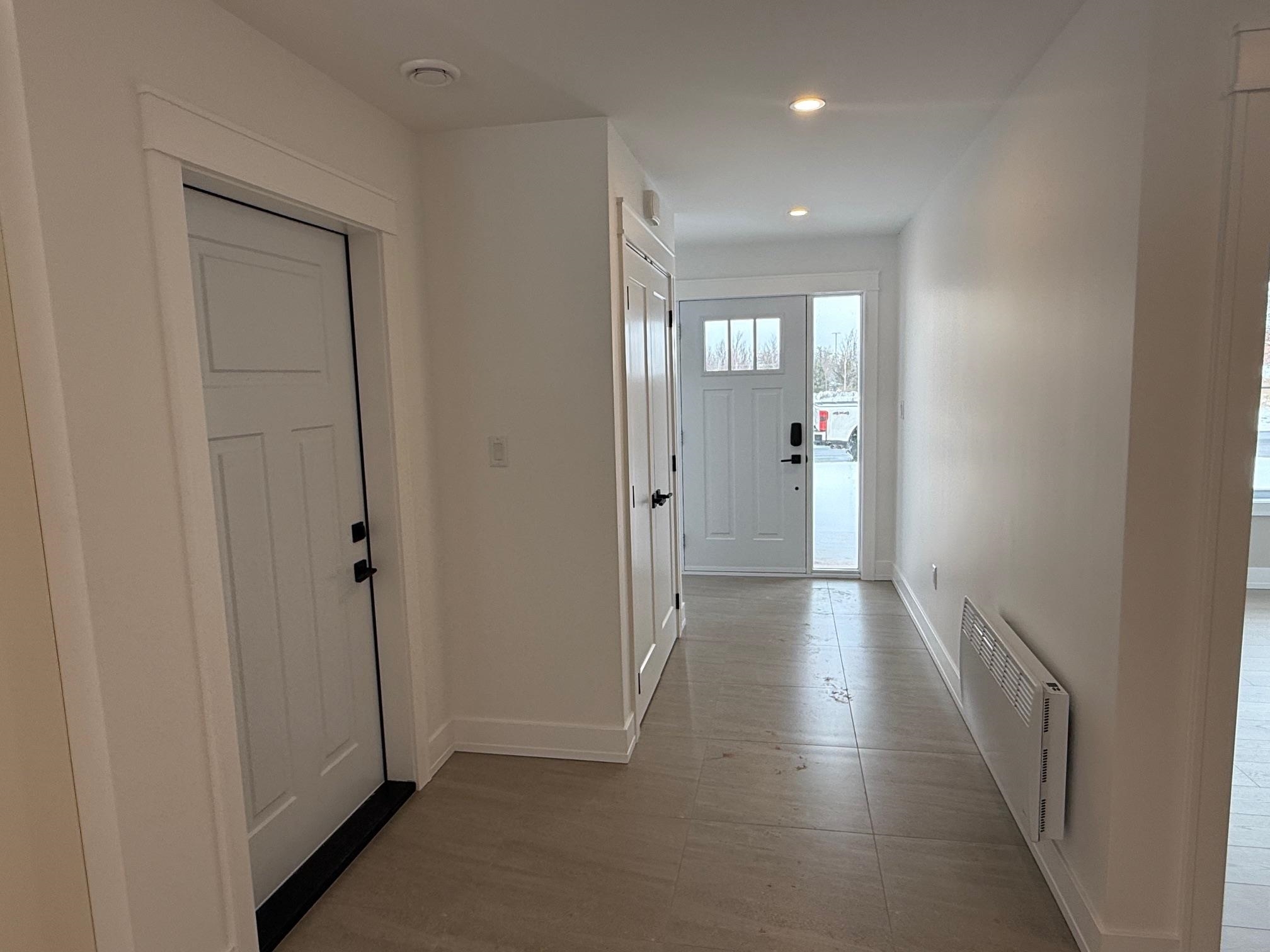 Property Photo:  156 Key Avenue  PE C1N 6G3 