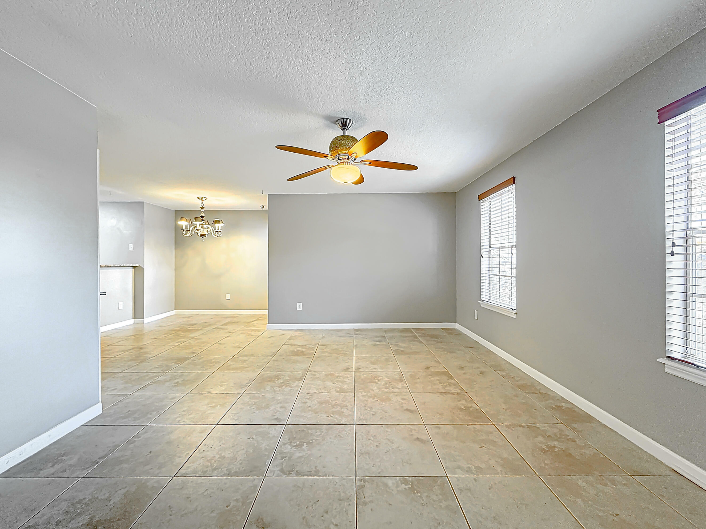 Property Photo: 1020 Crystal Way M FL 33444