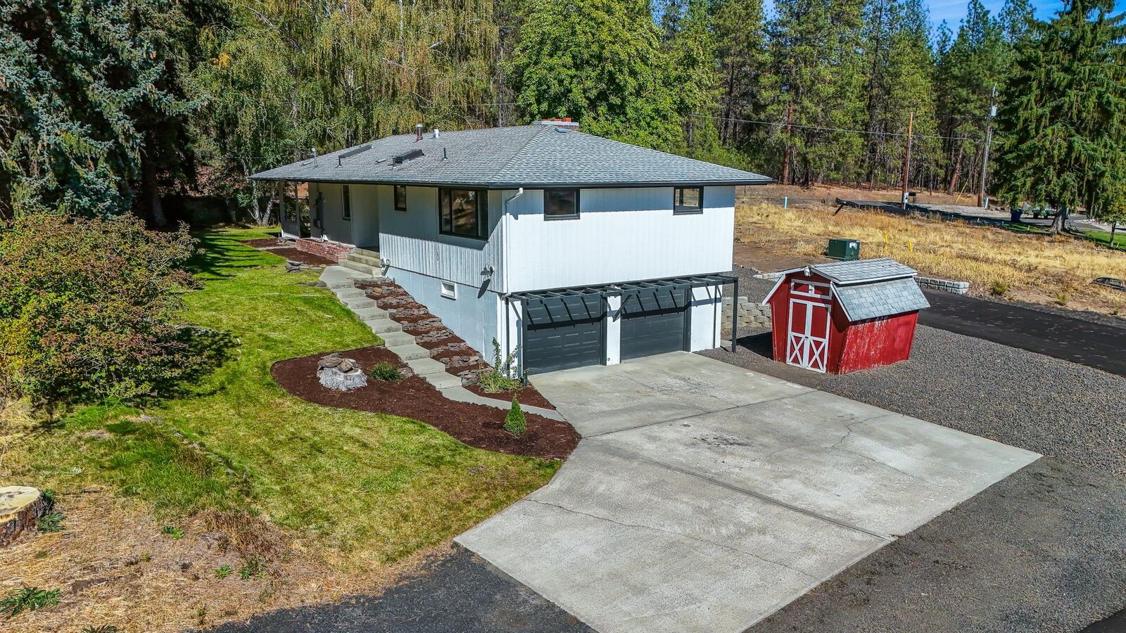 Property Photo:  13542 N Crestline St  WA 99208 