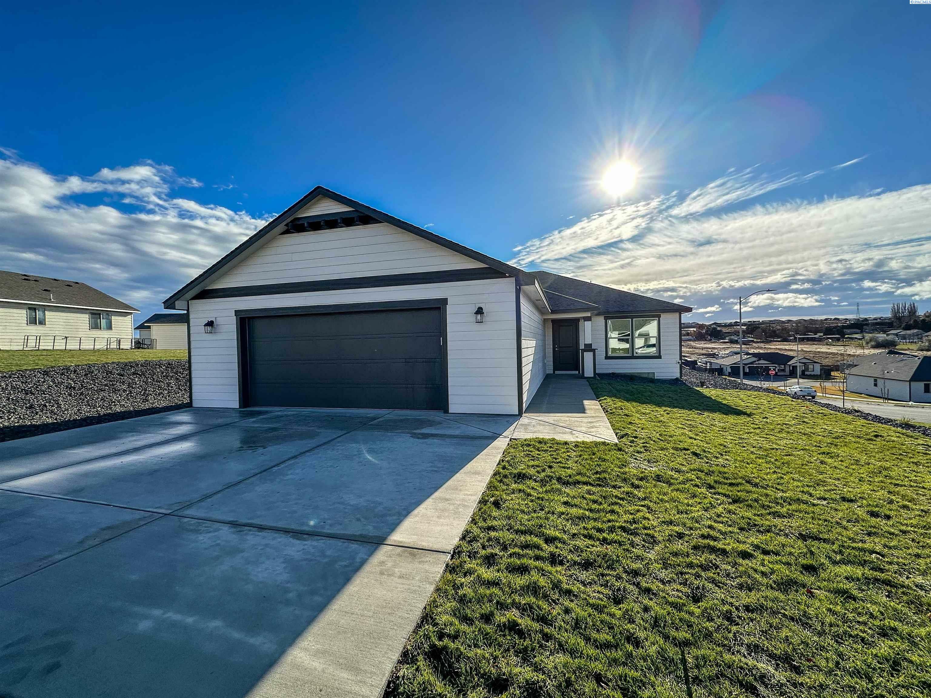 6163 W 30th Pl  Kennewick WA 99338 photo