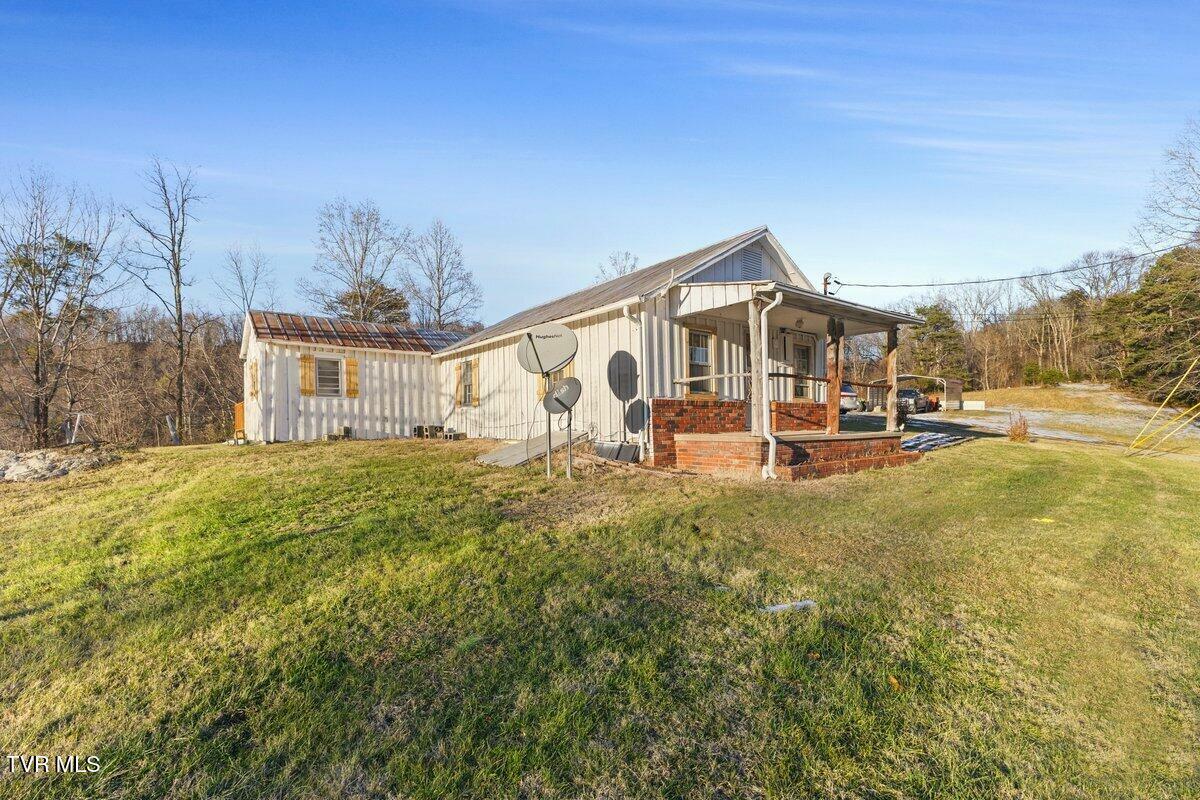 Property Photo:  174 Carr Hollow Rd Road  TN 37643 