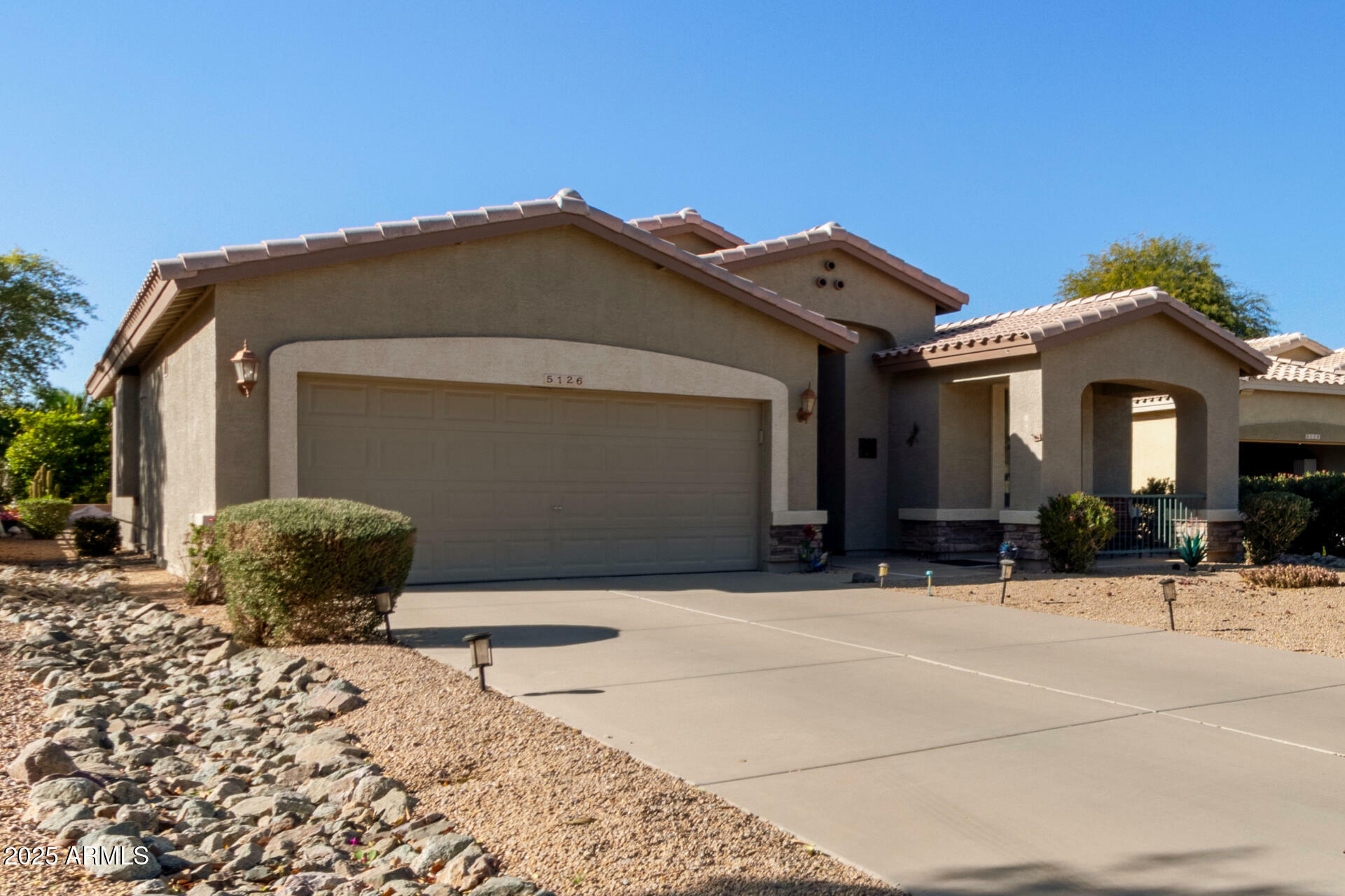 Property Photo: 5126 S Sugarberry Court AZ 85298