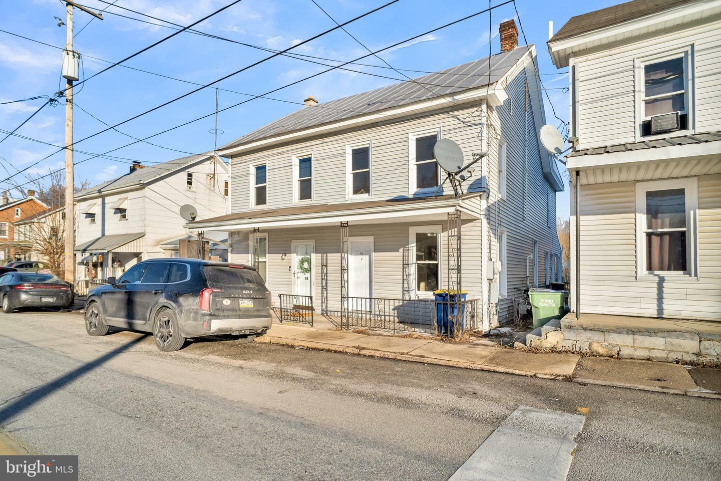 Property Photo:  91 S Front Street  PA 17370 