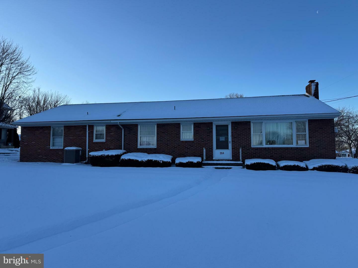 204 Walnut Street  Greencastle PA 17225 photo