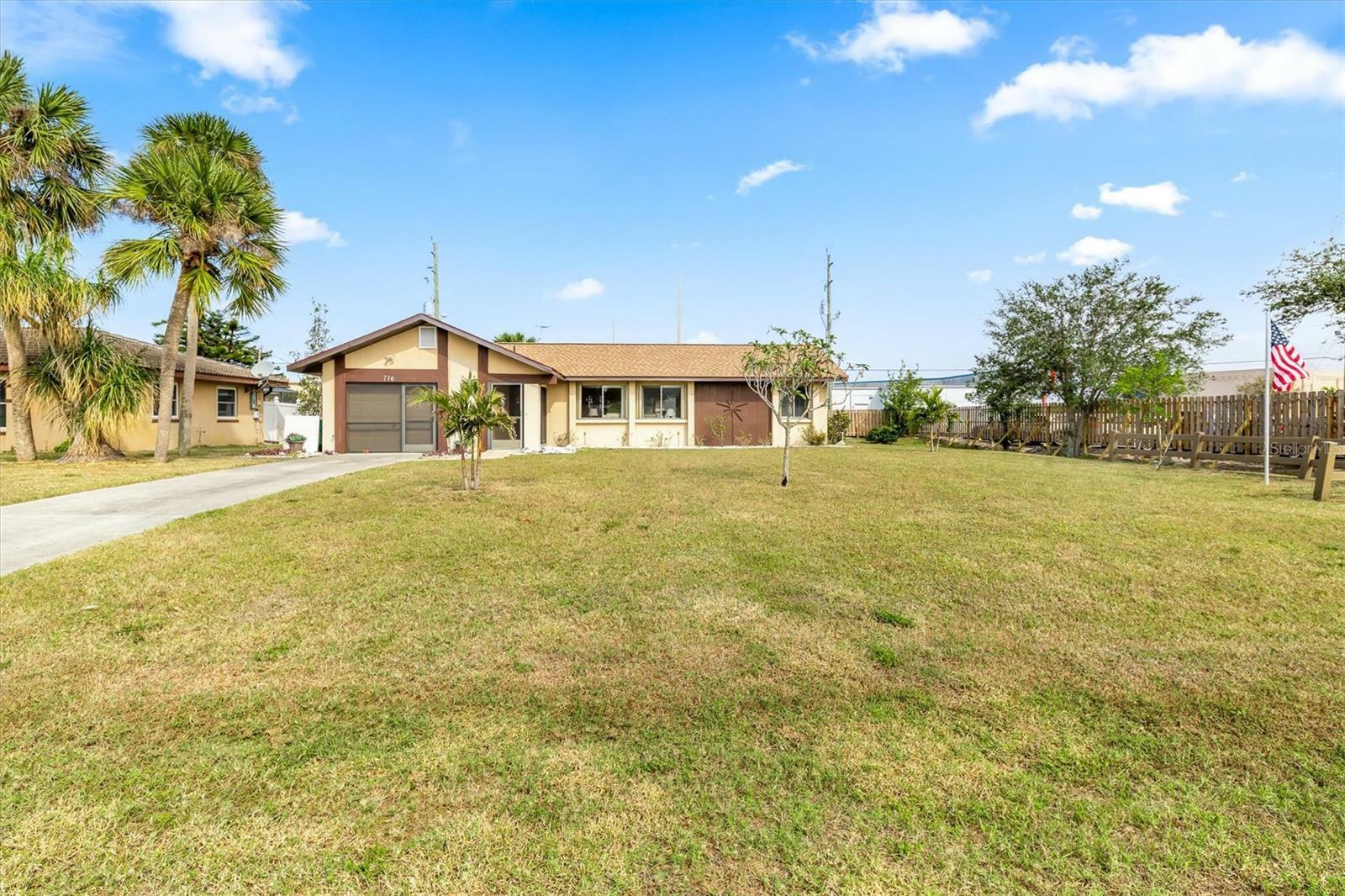 Property Photo:  716 Mirado Lane NW  FL 33948 