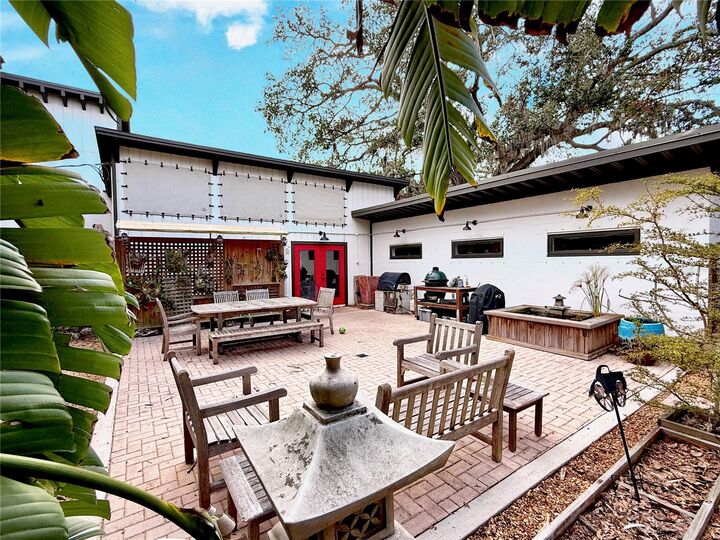 Property Photo: 4211 Old Bradenton Road FL 34234