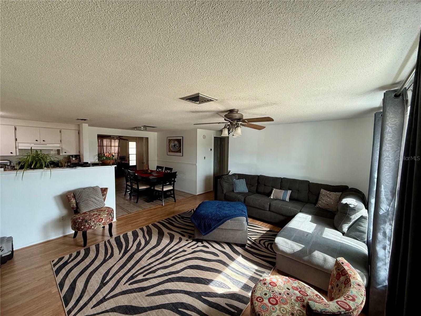 Property Photo: 122 Gulf Breeze Boulevard FL 34293