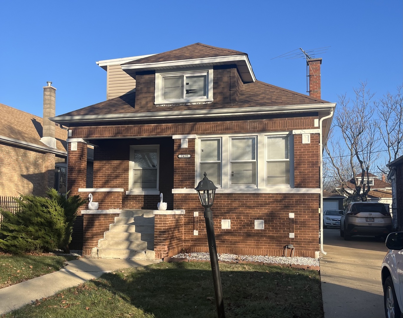 Property Photo:  1429 S 15th Avenue  IL 60153 