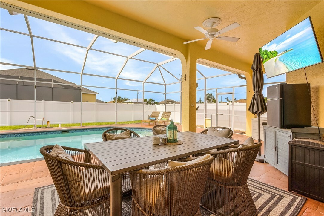 Property Photo:  1004 NW 33rd Avenue  FL 33993 
