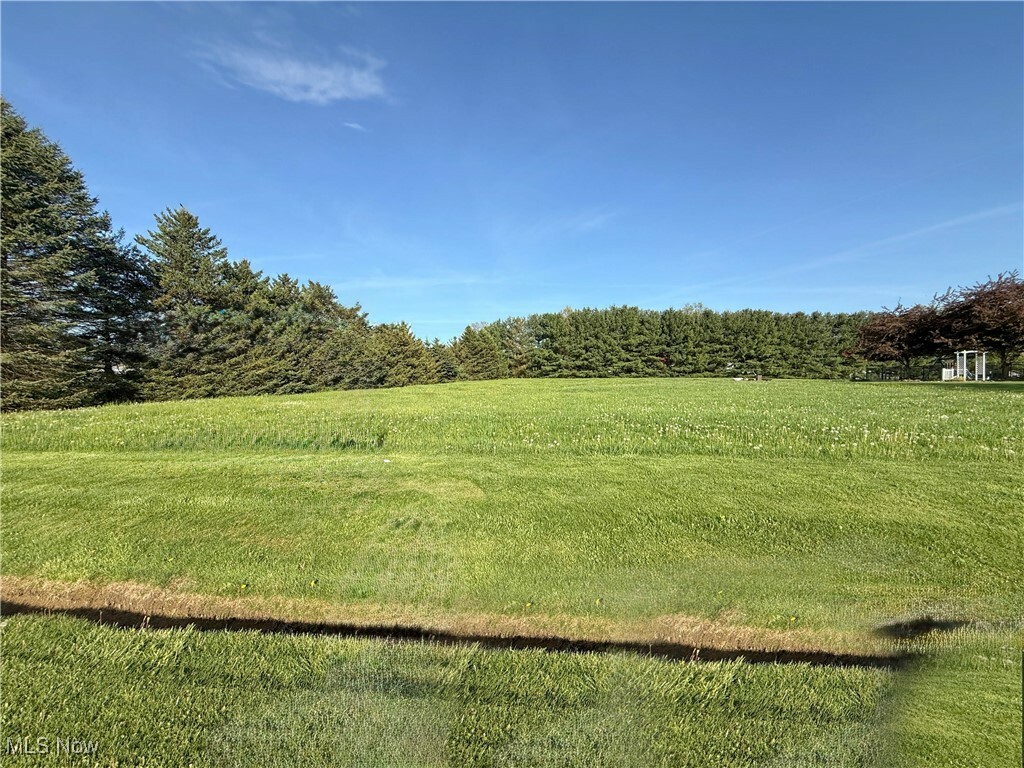Property Photo: 49631 Foxwood Lane OH 44413