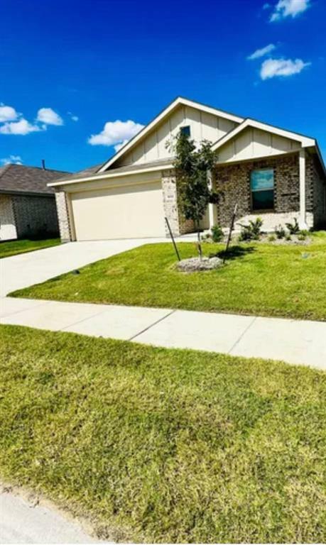 Property Photo:  1633 Bluff View Drive  TX 75141 