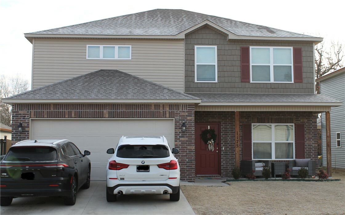 Property Photo:  1175 E Sparrow Circle  AR 72701 