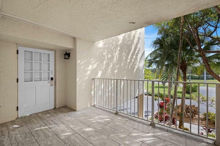 Property Photo:  4204 Marina Villas Drive  FL 33050 