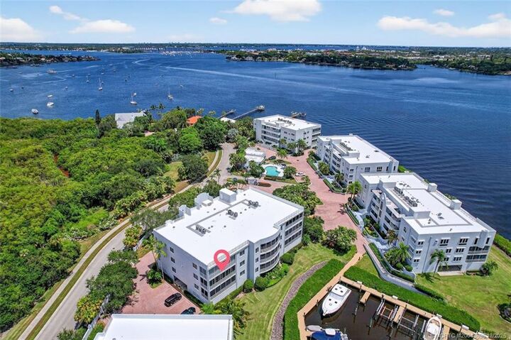 Property Photo:  1160 SW Chapman Way 204  FL 34990 