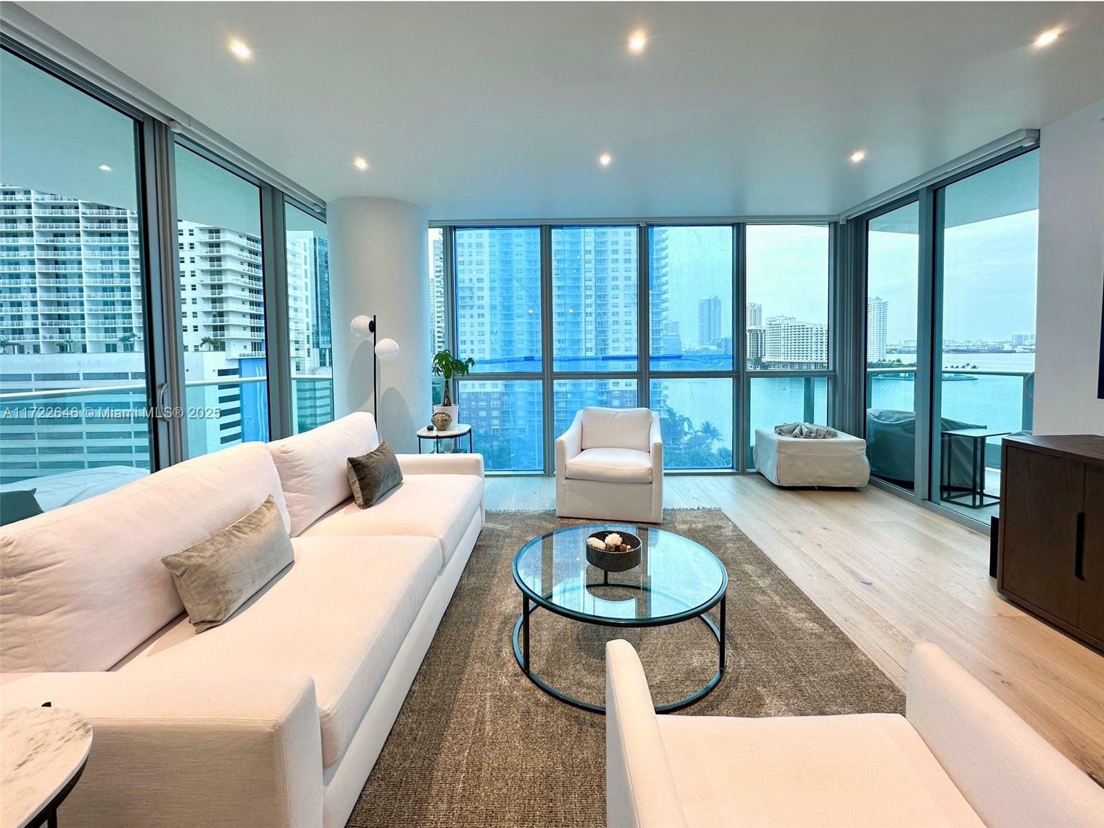 Property Photo:  1331 Brickell Bay Dr 1102  FL 33131 