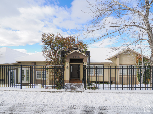 Property Photo:  2960 E Oak Park Ln S  UT 84117 